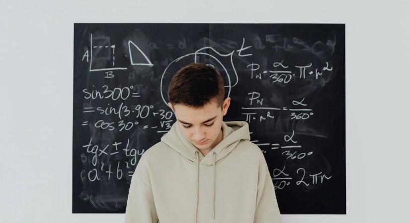 Felmérték a 15 éveseket: katasztrófa a matematika