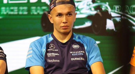Albon: "Perez kicsit sem jobb, mint amilyen én voltam Verstappen mellett”