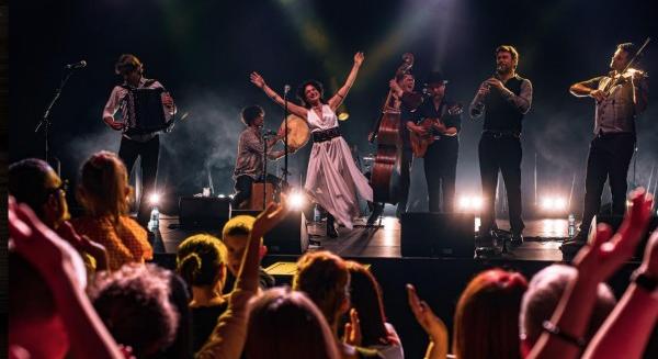 Várkert Bazár: Barcelona Gypsy Balkan Orchestra