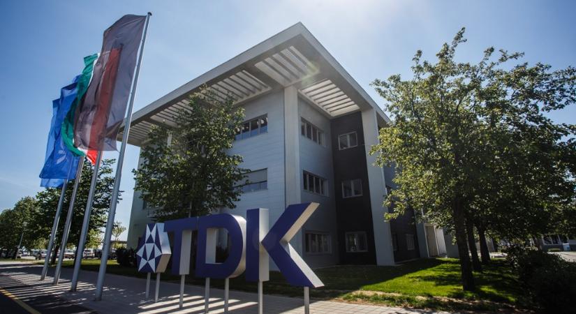 Új napelem és hőszivattyús rendszer a TDK-nál