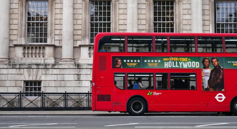 Ajvé: nem engedték felszállni a zsidó gyerekeket a londoni buszokra