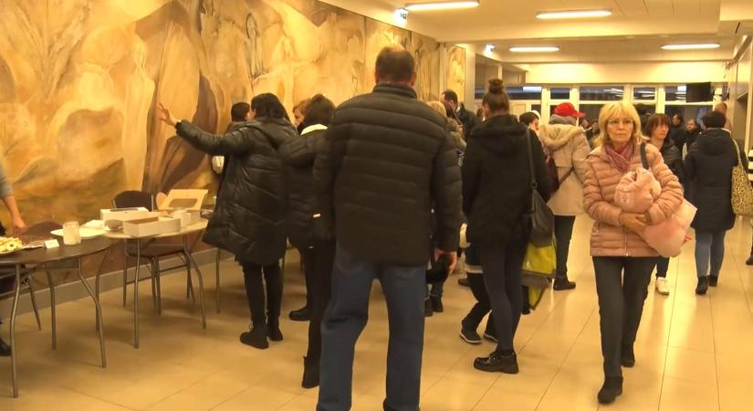 Sütik, tombola, ünnepi hangulat – sütivásárt tartottak advent első hétvégéjén