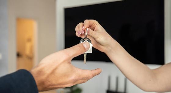 Negyedével kevesebb lakást adtak el idén Budapesten