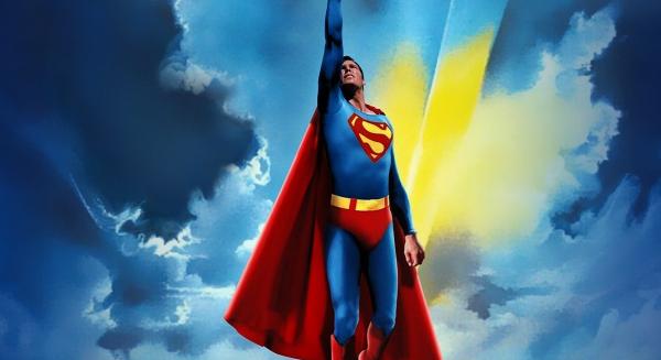 Superman visszatekintő kritika