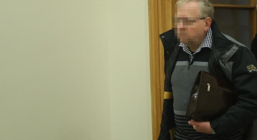 Szívszorító jelenetek a bíróságon: Olcsón megúszta Deutsch Tamás apósának kivégzését István, bocsánatért esedezett a lecsúszott üzletember