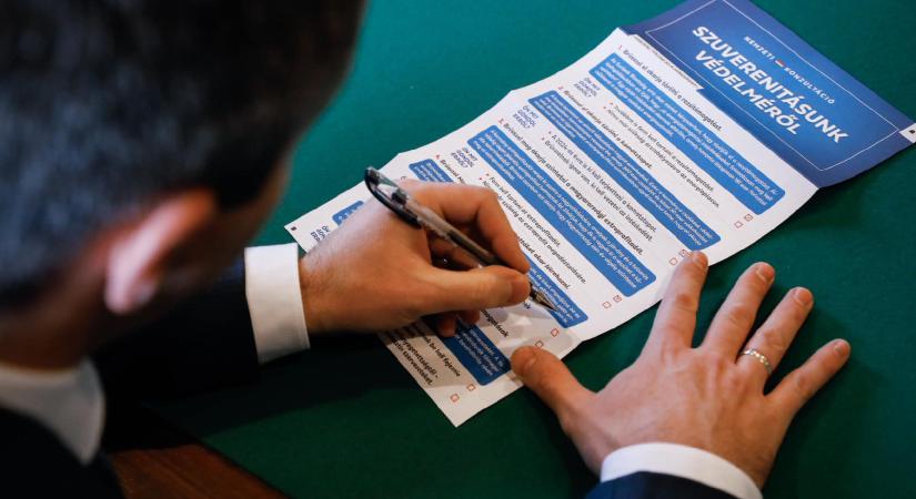 A Fidesz vezetőit rács mögé lehetett volna küldeni, ha a szuverenitási törvény korábban létezik