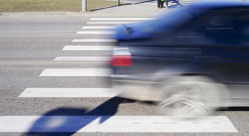 Mentő száguldott Solymárra: cserbenhagyásos gázolás történt