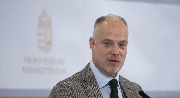 Hadat üzent a kormány a szovjet eszközöknek