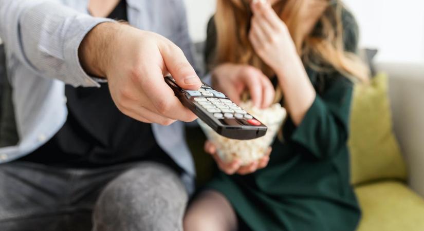 Kikapcsolódás az ünnepi őrületben: irány a Disney, ezeket a filmeket és sorozatokat tényleg nem éri meg kihagyni