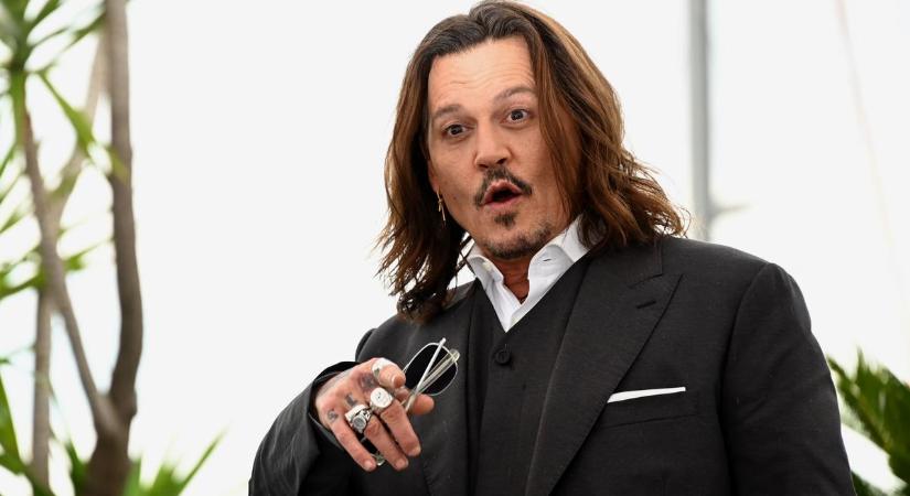 Johnny Depp a sátánt fogja játszani új filmjében: a Félelem és reszketés Las Vegasban rendezőjével állnak össze újra