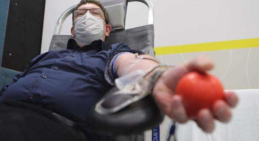 Elég egy óra, hogy életet mentsünk: Csabán is véradást szervez a MÁV-Volán-csoport
