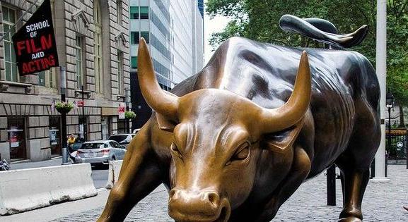 Rekordot döntött a BUX, a DAX, az arany, a bitcoin, de miért?