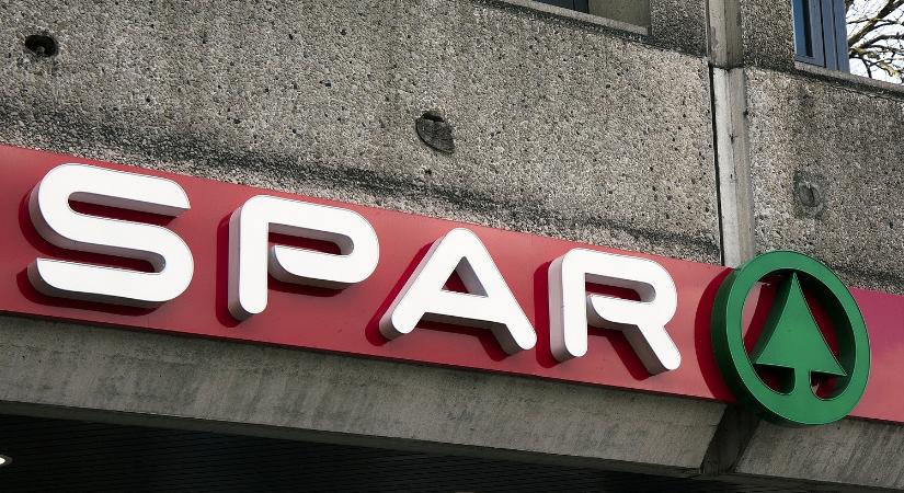 Karácsonyi boltzár: megszólalt a Spar