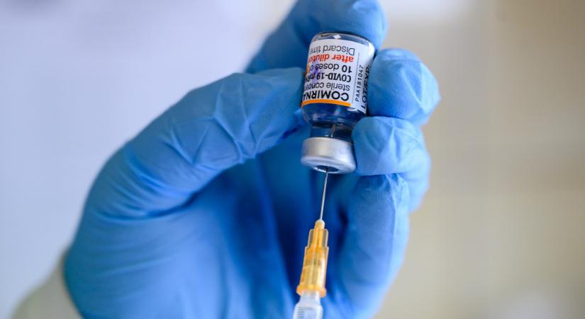 Az Európai Bizottságban a Pfizer-beszerzéseket a korrupció gyanúja lengte körbe