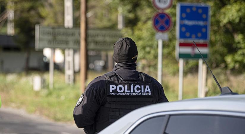 Megint meghosszabbították az ellenőrzést a szlovák–magyar határon