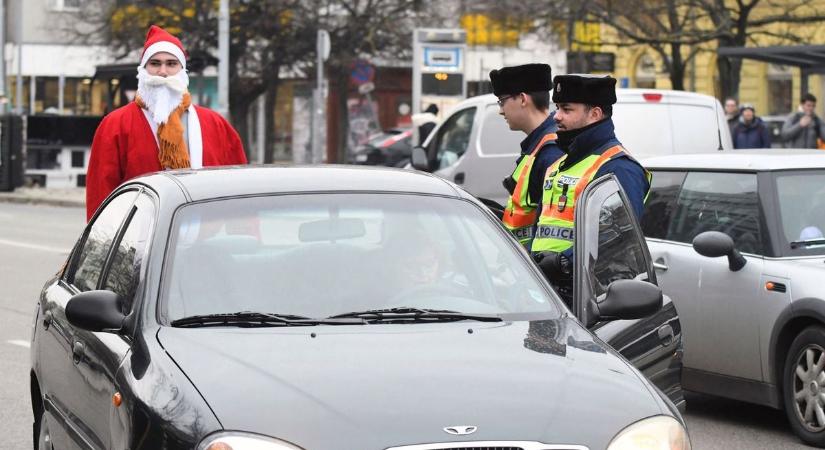 Közlekedésbiztonsági akciót rendezek Szolnokon