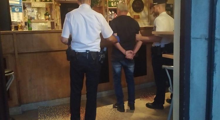 Ennél abszurdabb bűntény nem lesz: a tökéletes rétes receptje miatt szúrta nyakon a barátját Imre a kocsmában