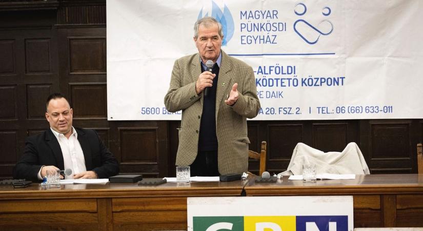 Adventi hangulatban telt a 197. Békéscsabai Irodalmi Estek