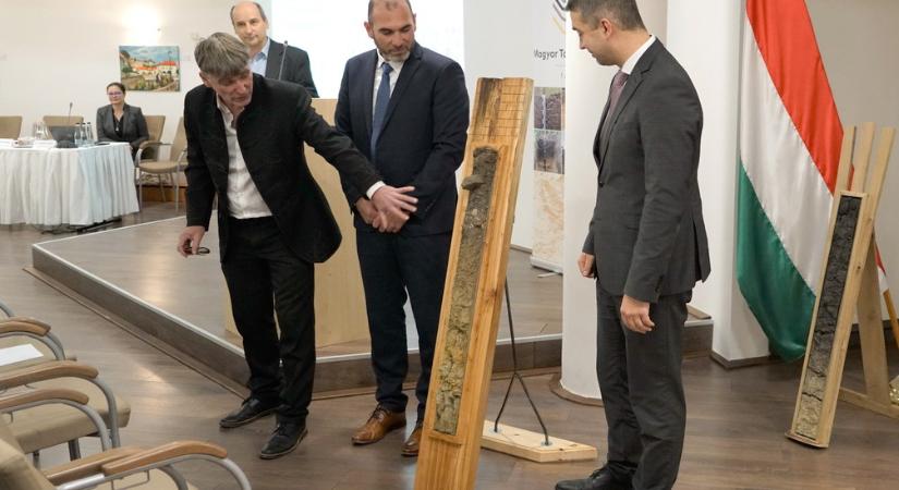 Az Év Talaja idén egy hódmezővásárhelyi talajszelvény lett