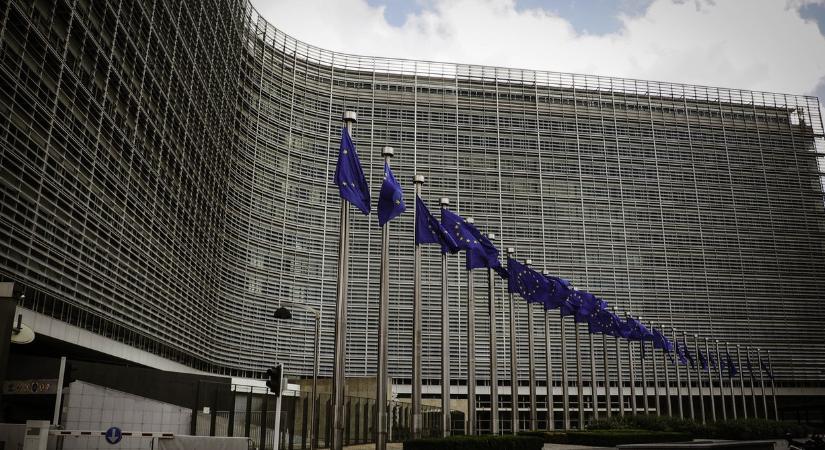 Pfizer-per: cáfolja a magyar kormányt az Európai Bizottság