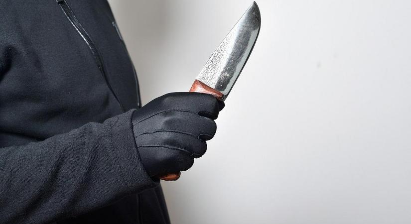 A jászsági férfi felszólította a feleségét, hogy ölje meg őt: végül a férj szurkálta halálra párját