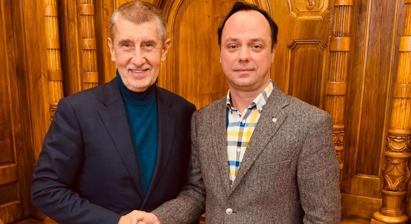 A korábbi cseh miniszterelnökkel találkozott Nyitrai Zsolt
