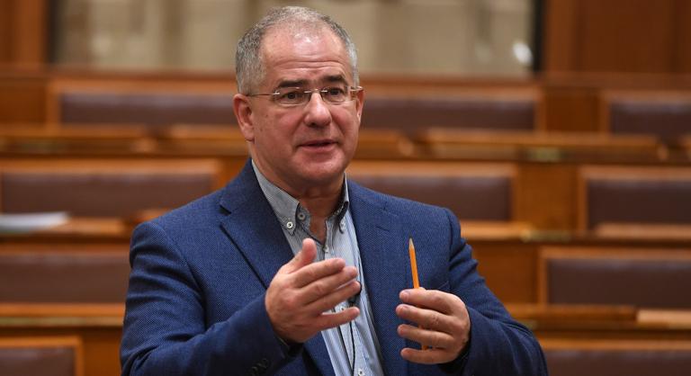 Kiderült, mikor ül le vitázni Karsai Dániel és Kósa Lajos