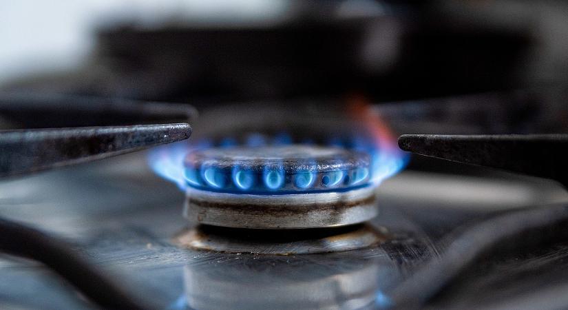Lesújtó hírt közölt a miniszter: hosszú ideig nem lesz megoldás a brutális gázszámlákra