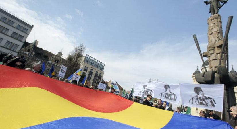 Erősödőben a magyarellenes szélsőjobb Romániában