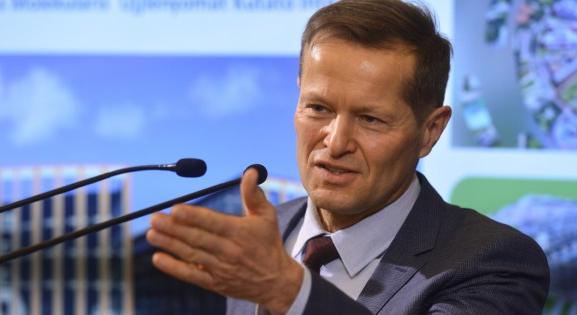 A Nobel-díjas Krausz Ferenc: épp a 9/11 előtti éjjelen fordult egyenesbe a kutatásunk