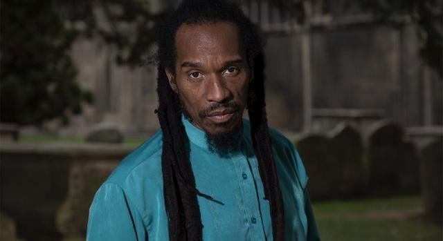 65 éves korában elhunyt Benjamin Zephaniah, a Peaky Blinders sztárja