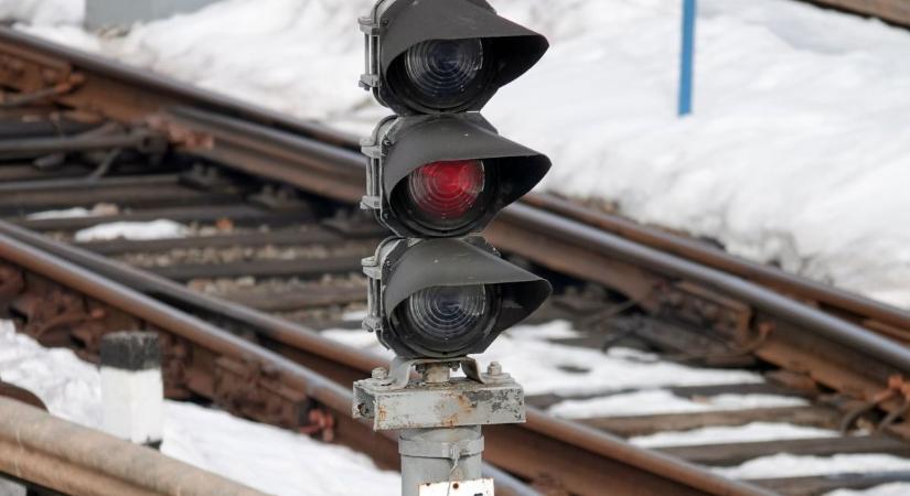 Elütött egy embert a Zemplén InterCity - Késésekre kell számítani