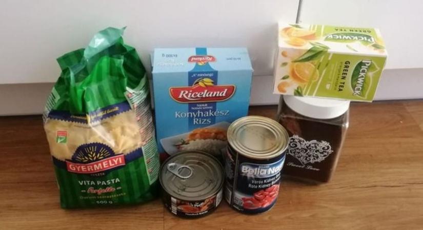 Élelmiszergyűjtés: Legyen mindenkinek boldog a karácsony!