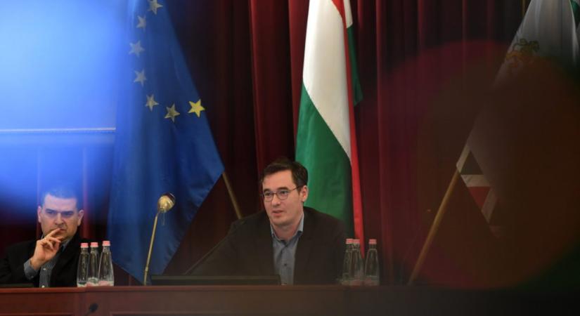 Láng Zsolt: Karácsonyék elszórták a rájuk bízott pénzt