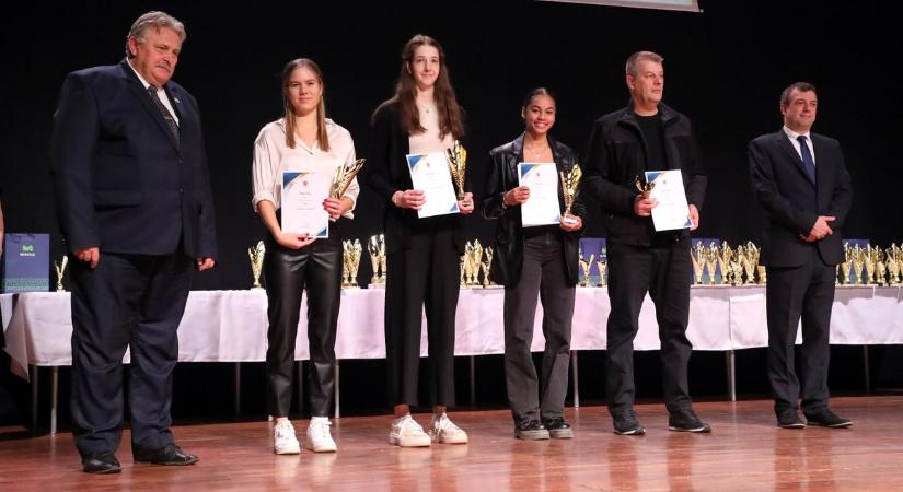 Miskolc legjobb sportolóit és edzőit köszöntötték