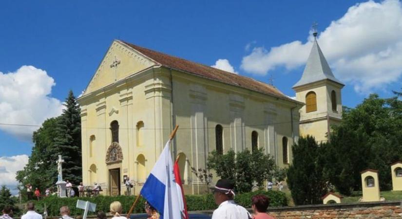 Kettős jubileumot ünnepel a kegyhely, gyalogos zarándoklat indul Szederkényből
