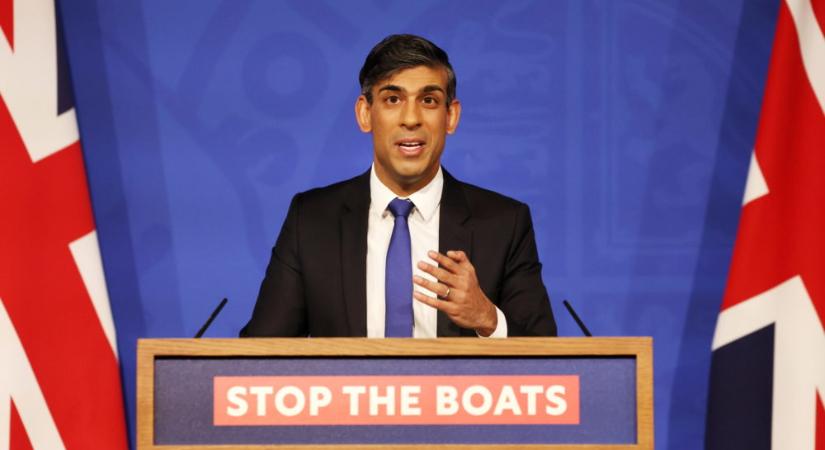 Rishi Sunak szerint az illegális migránsok Ruandába telepítése az egyetlen járható út