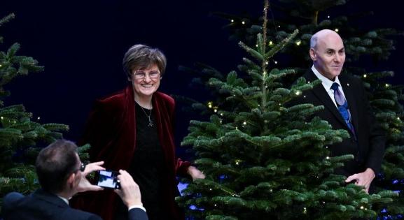 Karikó Katalin 650 fős hallgatóság előtt tartotta meg Nobel-elődását