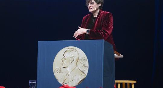 Több mint 600 ember előtt tartotta meg Karikó Katalin a Nobel-előadását Stockholmban