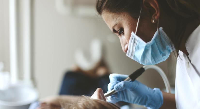Egy új fogászati eljárás felválthatja a sokak által gyűlölt gyökérkezelést