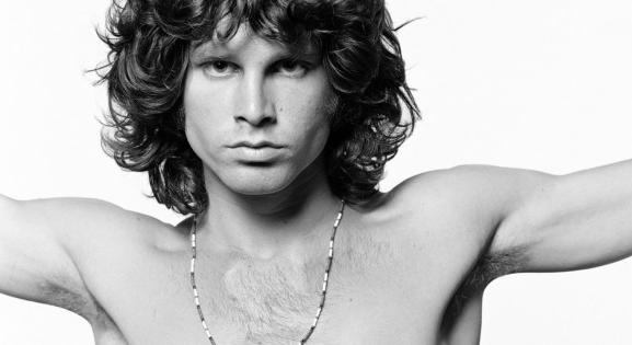 A bluessámán, akinek a fejébe halott indián költözött – 80 éve született Jim Morrison