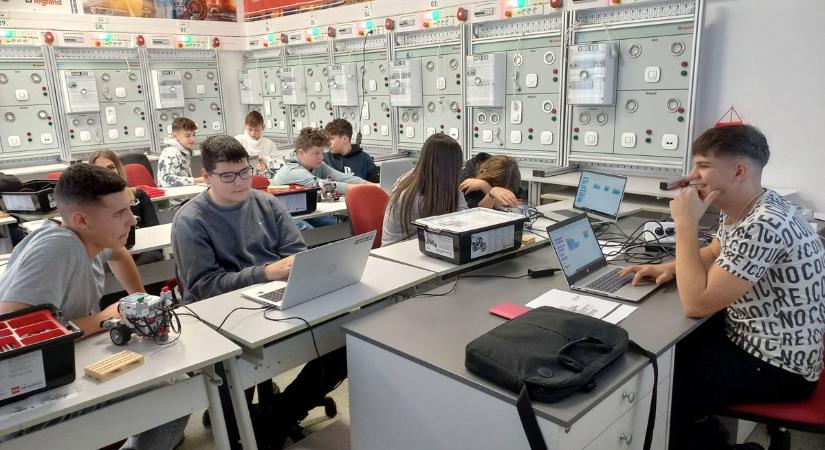 Pályaorientációs nyílt nap a Széchenyi István Technikumban