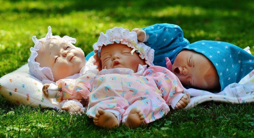 Gender játékbabák – Januártól megbüntetnek, ha nem árulsz “nemi szempontból semleges babákat”