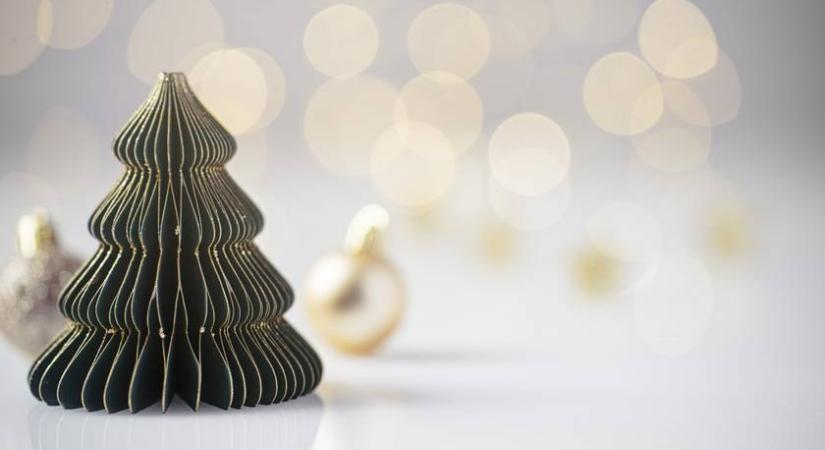 Percek alatt elkészül ez a pompás karácsonyfa: asztaldísznek is megállja a helyét