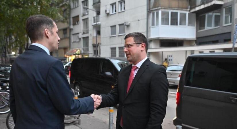 Gulyás Gergely: Fontos az erős magyar érdekképviselet Szerbiában