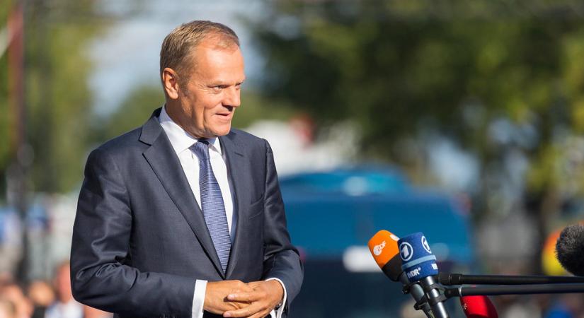 Tusk szerint Orbán nyíltan orosz érdekeket képvisel