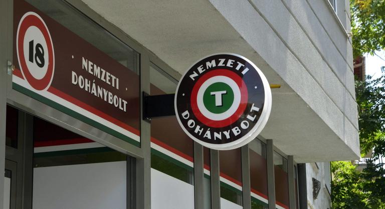 Szigorítják a trafiktörvényt, új dohányboltok nyílhatnak a vendégmunkásoknak