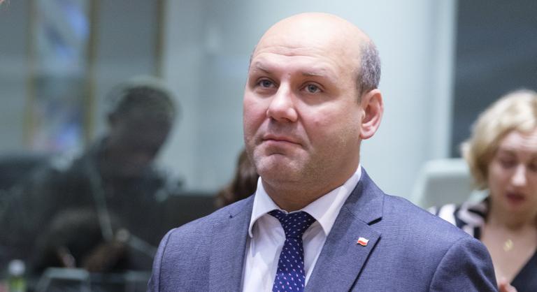 Éles kritikával illette az EU átalakítását a lengyel külügyminiszter