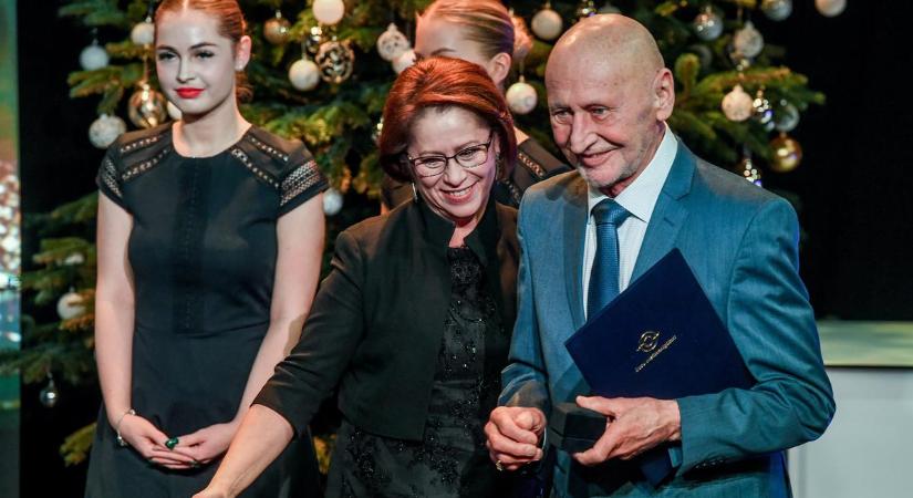Reviczky Gábort Karinthy-gyűrűvel tüntették ki
