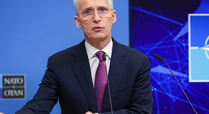 Jens Stoltenberg: nincs jele annak, hogy Putyin a békére készülne